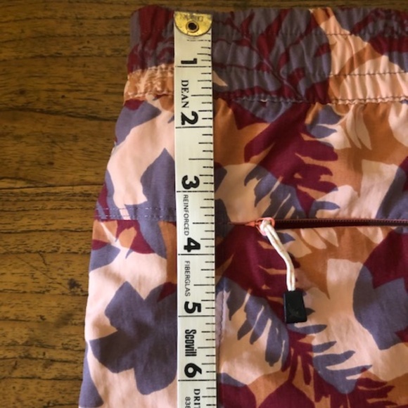 Women's Eddie Bauer Tropical Casual Athletic Sports Shorts L - Picture 9 of 13